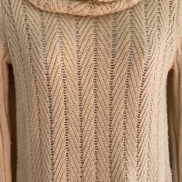 Gap cable knit cowl neck sweater size Small - Picture 3 of 5